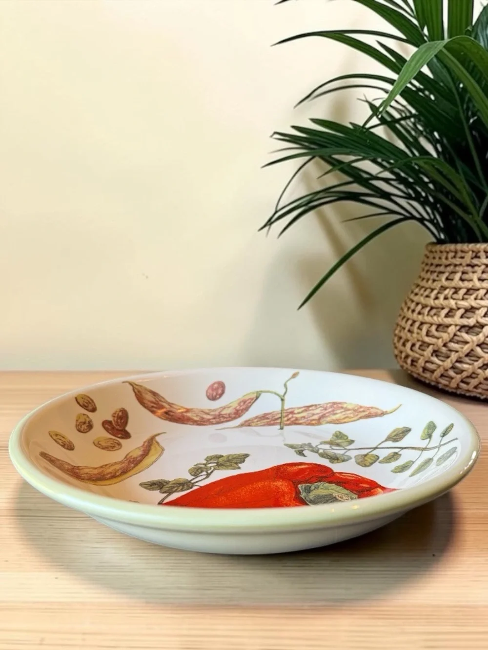Williams Sonoma Portugal Vegetable Pepper Low Pasta Bowl 9.5” Stoneware Serving